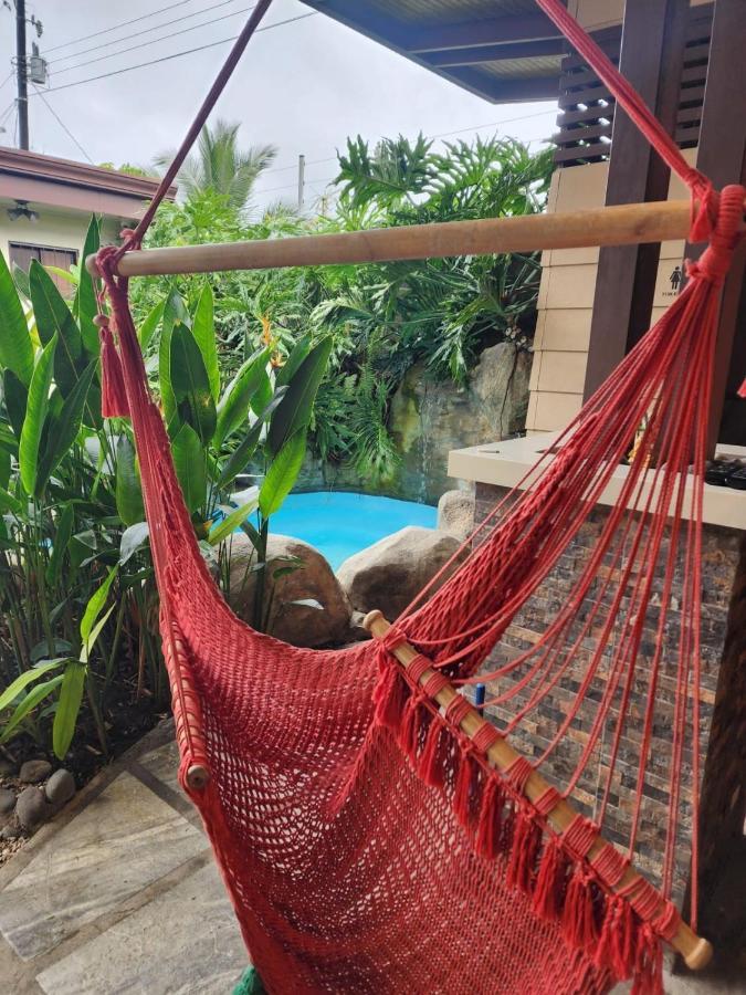 Elegant Villa In La Fortuna With Spacious Backyard Plus Very Private Pool & Parking Exterior foto